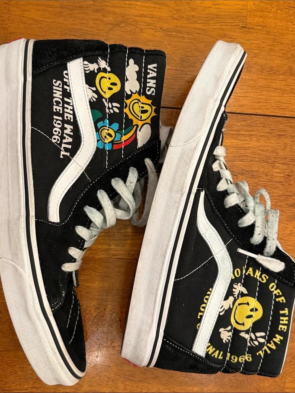 Vans Black High-Top men Sneakers with Smiley Graphics size 11.5
